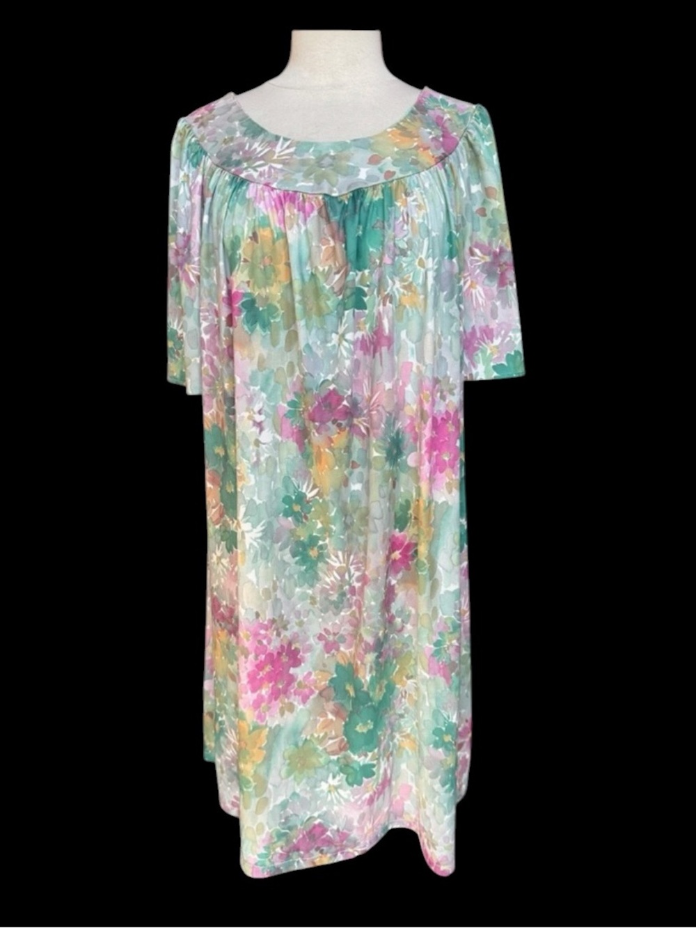 1970s Watercolor Floral Poly Print‎ Muumuu